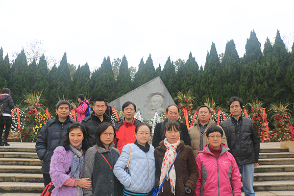 12015120601.gif