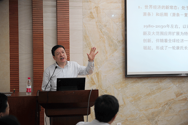 12015053001.gif